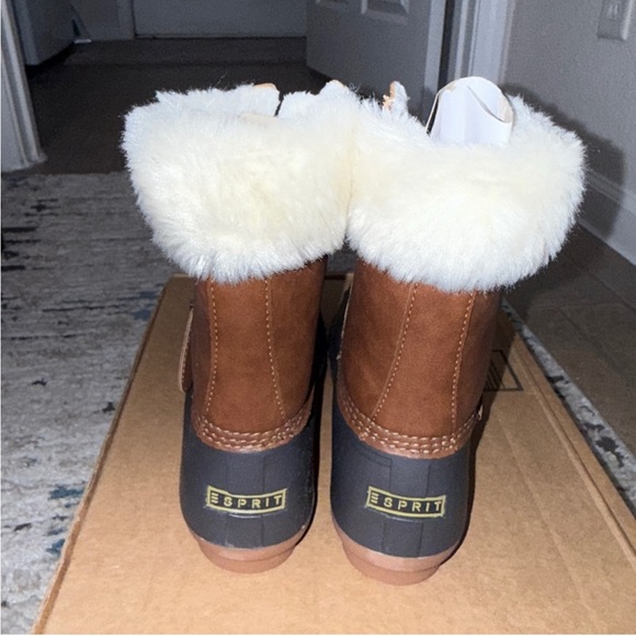 Esprit Brown and Black Winter Boots - Picture 10 of 10